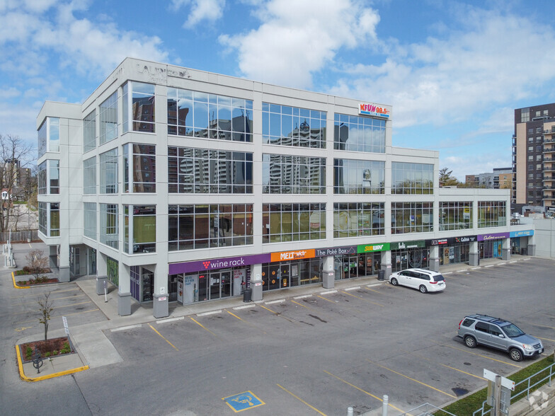 255 King St N, Waterloo, ON à louer - Photo de l’immeuble – Image 1 sur 4