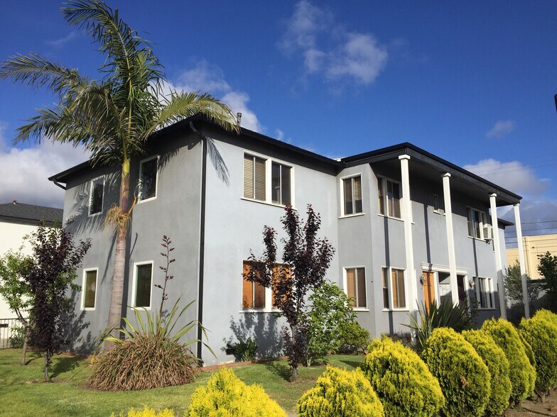 12304 Washington Pl, Los Angeles, CA à vendre - Photo principale – Image 1 sur 10