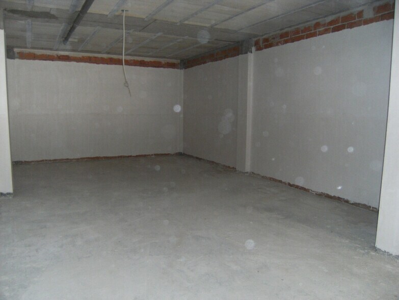 Local commercial dans Algemesí à vendre - Photo de l’immeuble – Image 3 sur 4