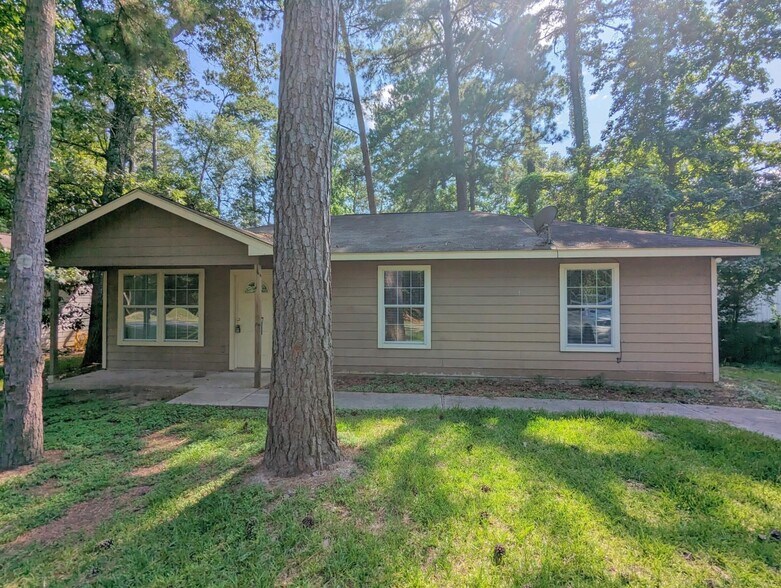 3 Home Package In Conroe, Texas portefeuille de 1 biens à vendre sur LoopNet.fr - Photo de l’immeuble – Image 2 sur 2