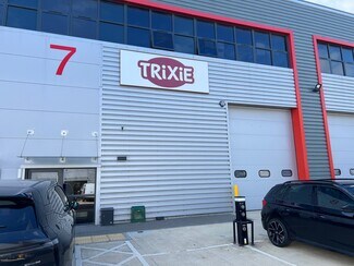 Plus de détails pour Deer Park Rd, Northampton - Industriel/Logistique à louer