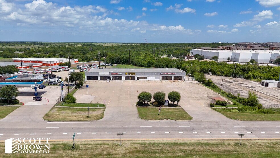 2455 E Highway 121, Lewisville, TX à louer - Photo de l’immeuble – Image 2 sur 7