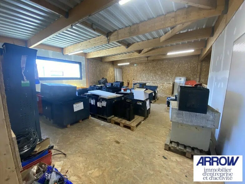 Local d’activités dans Saint-Herblain à louer - Photo de l’immeuble – Image 3 sur 6