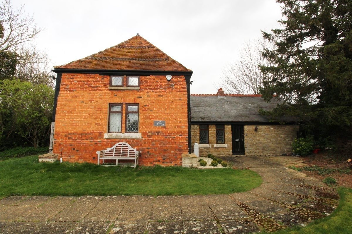 High St, Turvey à louer Photo principale– Image 1 sur 17