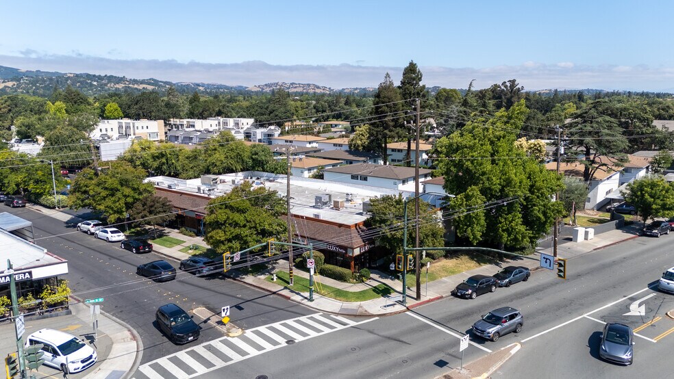 1500-1512 Sunnyvale Ave, Walnut Creek, CA à vendre - Photo de l’immeuble – Image 1 sur 2