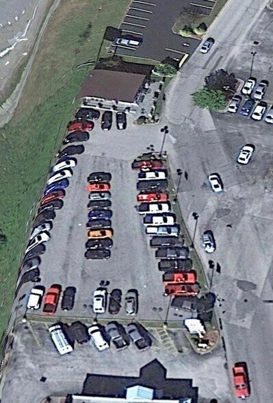 107 Nick Savas Dr, Logan, WV à louer - Photo de l’immeuble – Image 3 sur 6