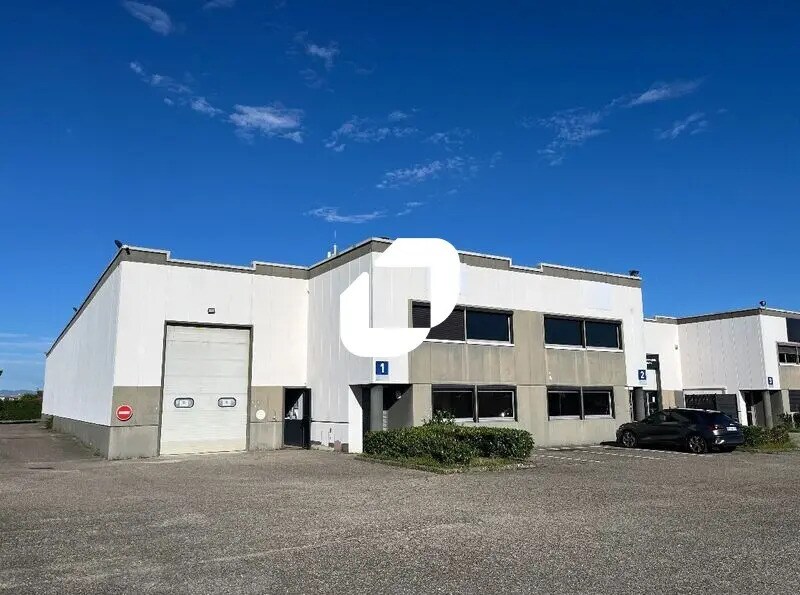 Bureau dans Décines-Charpieu à louer Photo de l’immeuble– Image 1 sur 33