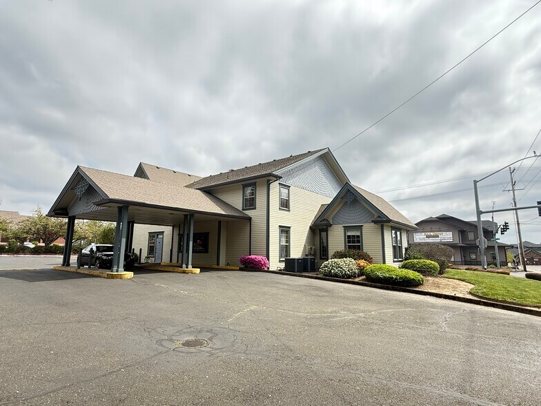 4741 Liberty Rd S, Salem, OR à louer - Photo de l’immeuble – Image 3 sur 7