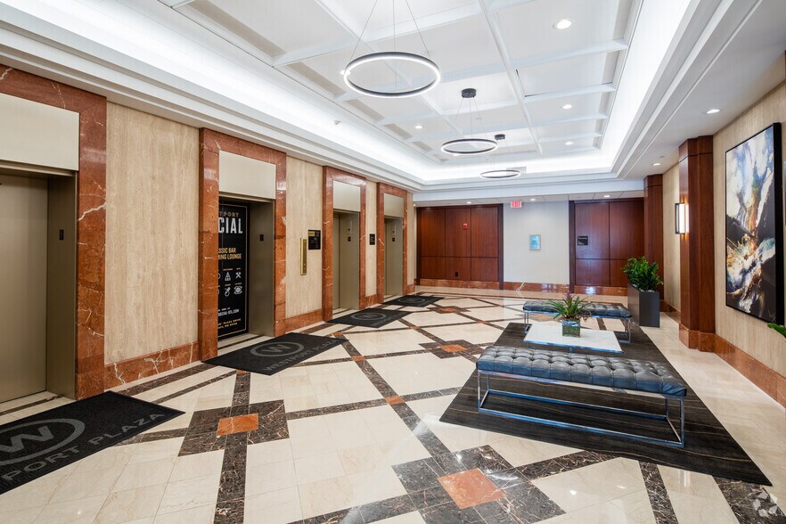 111 Westport Plaza Dr, Saint Louis, MO à louer - Hall d’entrée – Image 2 sur 5