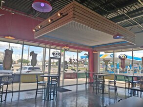 7531 Bandera Rd, San Antonio, TX à louer Photo intérieure– Image 1 sur 4