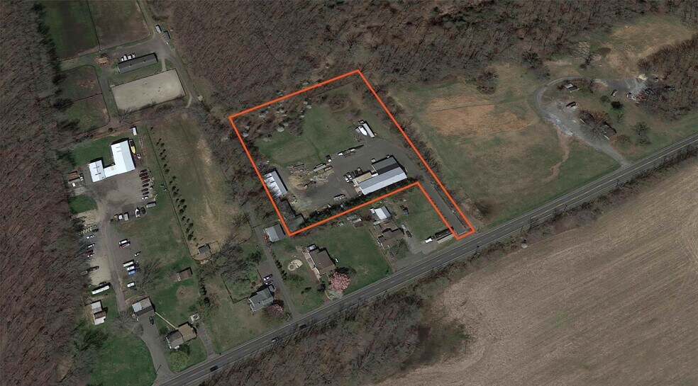 1361A Monmouth Rd, Mount Holly, NJ à vendre - Photo principale – Image 1 sur 3