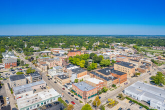 127-131 E Calhoun St, Woodstock, IL - VUE AÉRIENNE  vue de carte