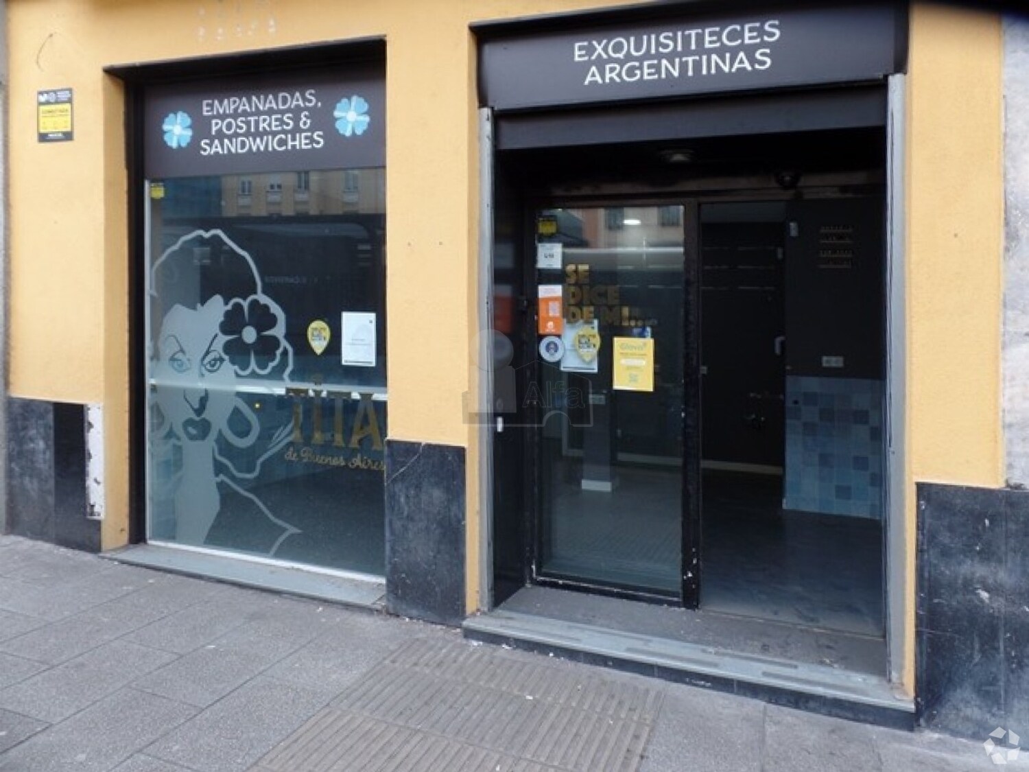 Immeuble residentiel dans Madrid, Madrid à vendre Photo intérieure– Image 1 sur 2