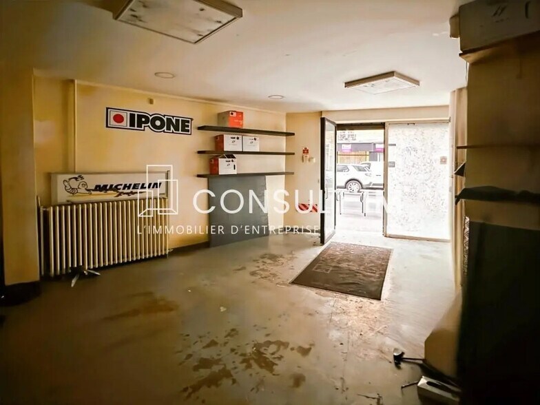 Local commercial dans Paris à louer - Photo de l’immeuble – Image 2 sur 5