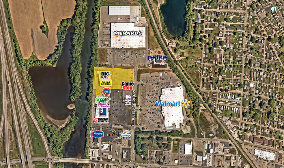 240-405 Bluebell Dr NW, New Philadelphia, OH à louer - Photo de l’immeuble – Image 1 sur 5