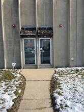 803-907 Industrial Dr, West Chicago, IL à louer Photo intérieure– Image 2 sur 11