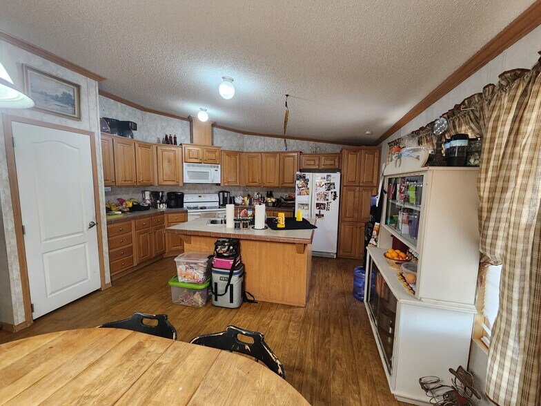 2401 County Road 1050 Midland Texas 79782, Midland, TX à vendre - Photo de l’immeuble – Image 3 sur 61