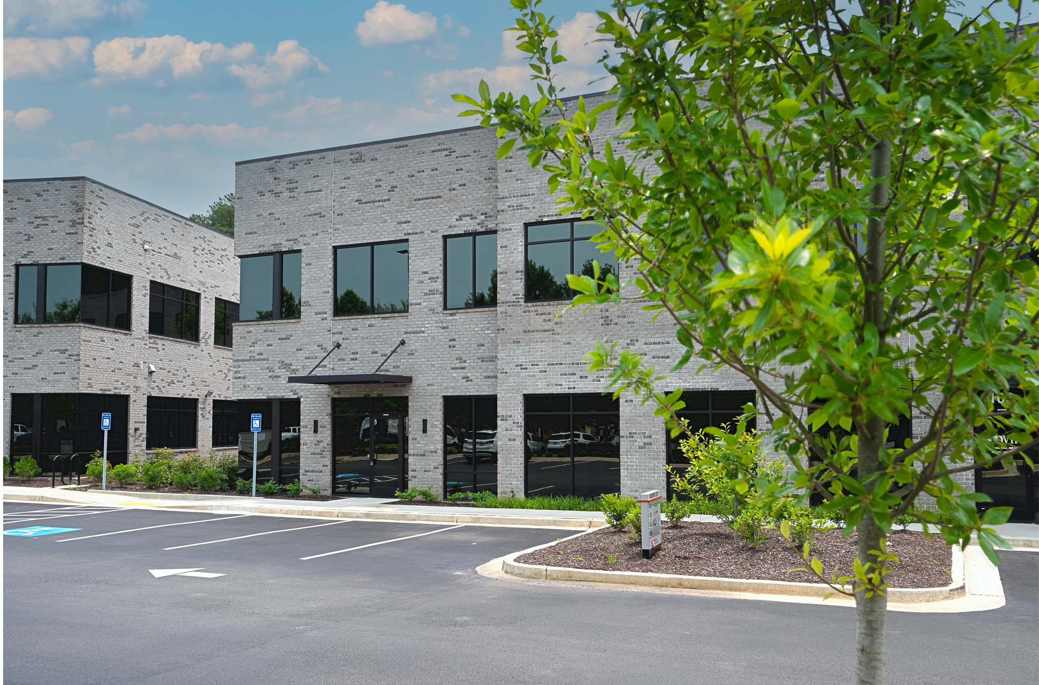 3235 North Point Pky, Alpharetta, GA à louer Photo de l’immeuble– Image 1 sur 8