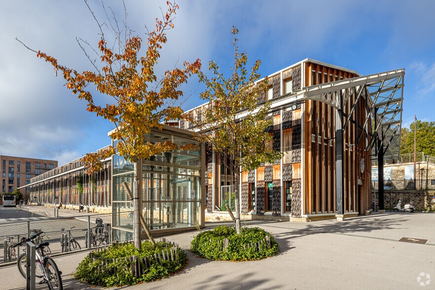 11 Rue Des Étangs Gobert, Versailles à louer - Photo de l’immeuble – Image 1 sur 1