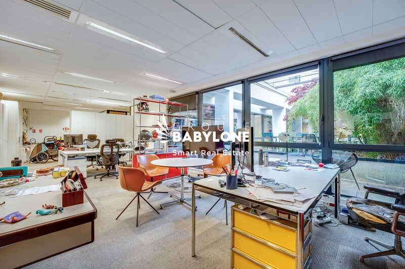 Bureau dans Levallois-Perret à louer - Photo de l’immeuble – Image 3 sur 11