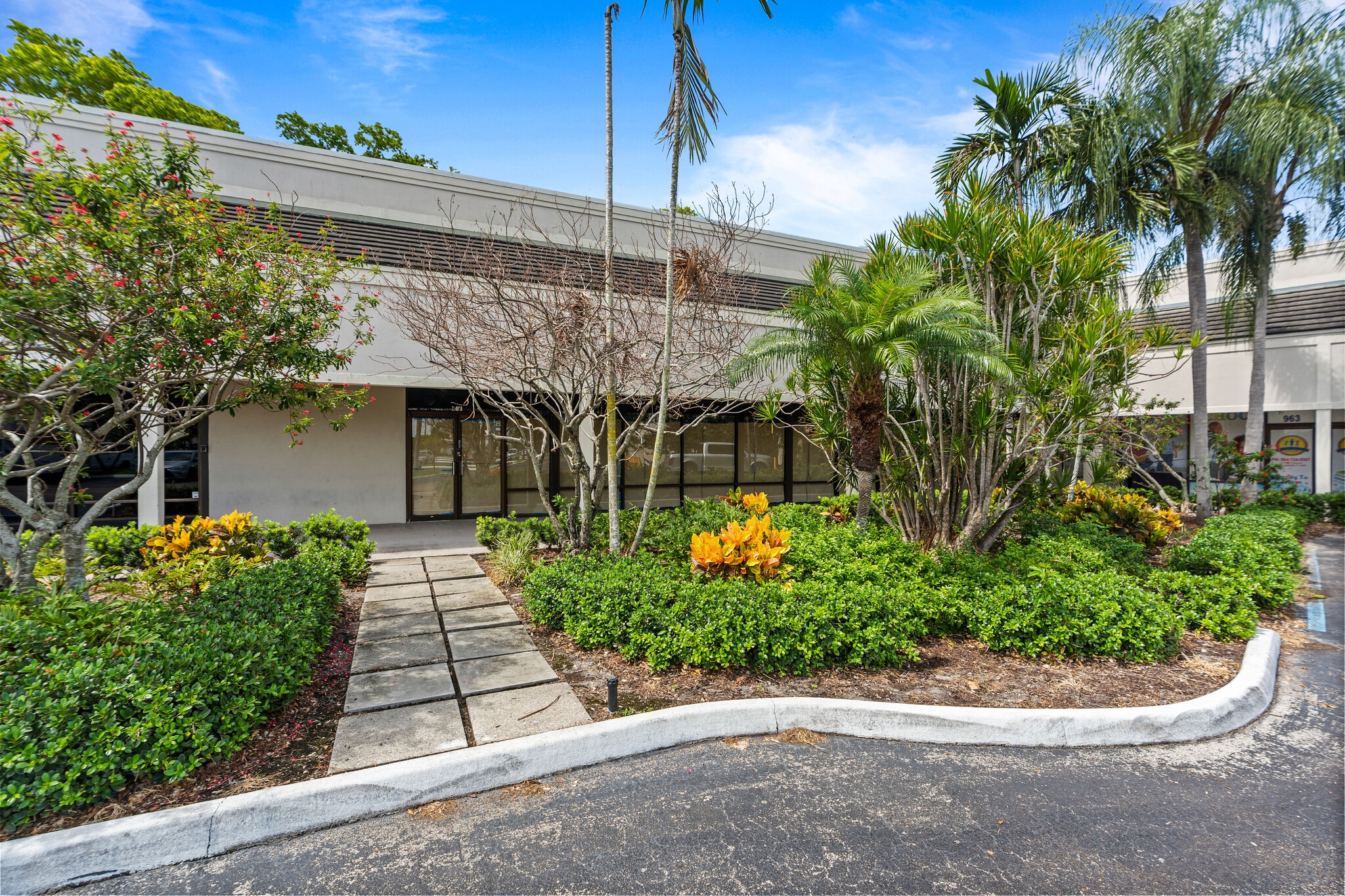 941 Kimberly Blvd, North Lauderdale, FL à louer Photo intérieure– Image 1 sur 20