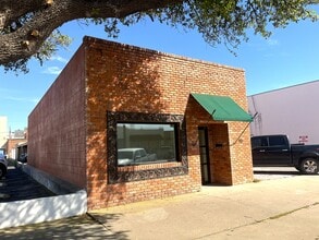 112 W Twohig Ave, San Angelo, TX à louer Photo intérieure– Image 1 sur 8