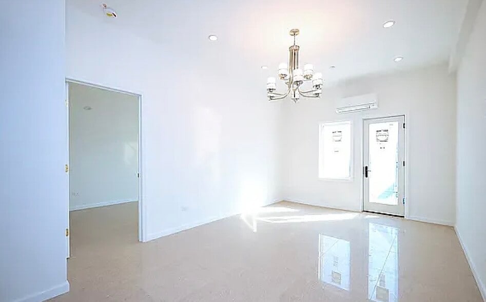 2721 E 21st St, Brooklyn, NY à vendre - Photo de l’immeuble – Image 3 sur 18