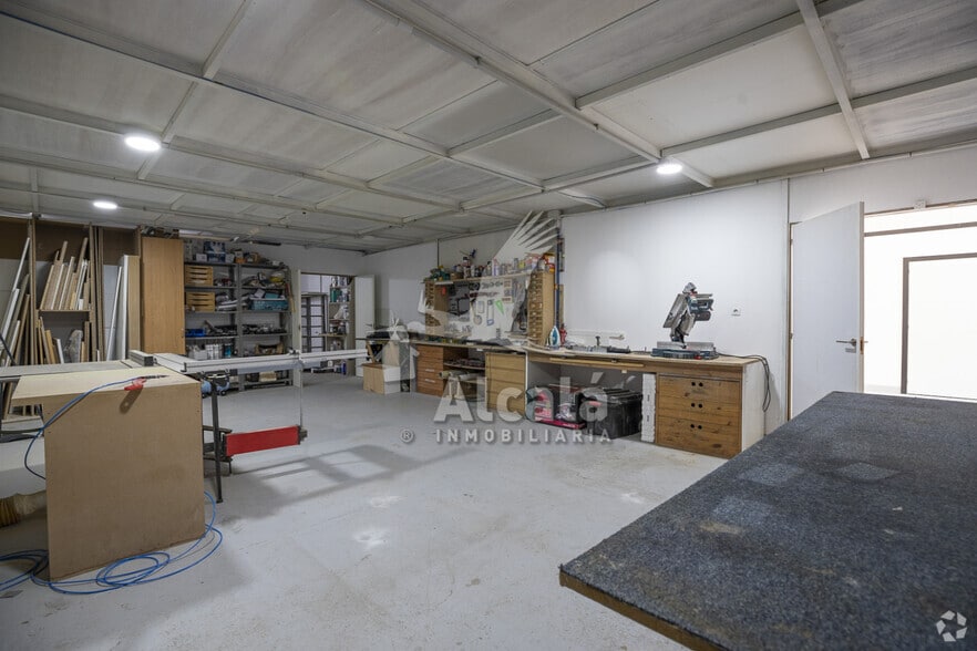 Industriel/Logistique dans Alcalá de Henares, Madrid à louer - Photo de l’immeuble – Image 2 sur 24