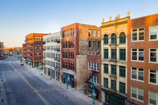 Plus de détails pour 215 N Water St, Milwaukee, WI - Bureau à louer