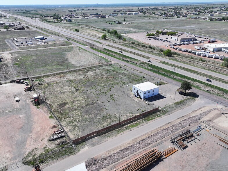749 E Enterprise Dr, Pueblo, CO à vendre - Photo de l’immeuble – Image 3 sur 5