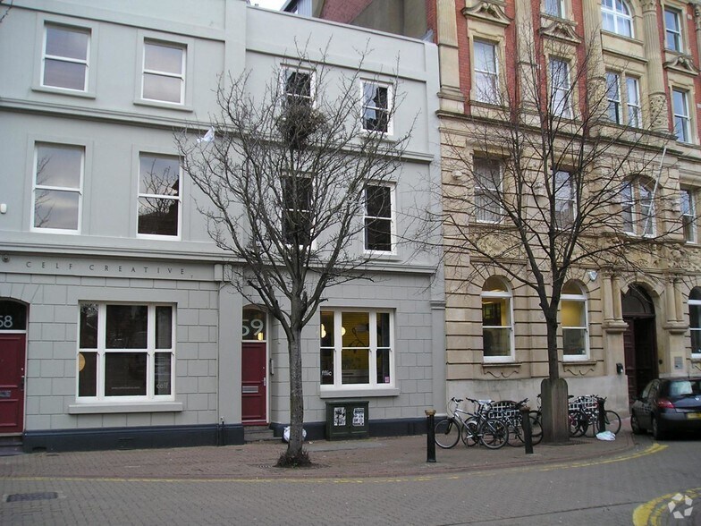 59 Mount Stuart Sq, Cardiff à louer - Photo de l’immeuble – Image 2 sur 18