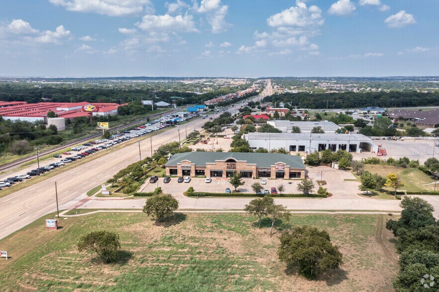 1211 S Main St, Keller, TX à louer - Aérien – Image 3 sur 3