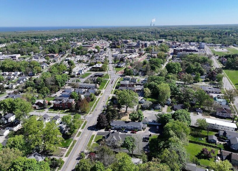 205 Mentor Ave, Painesville, OH à vendre - Photo de l’immeuble – Image 3 sur 11