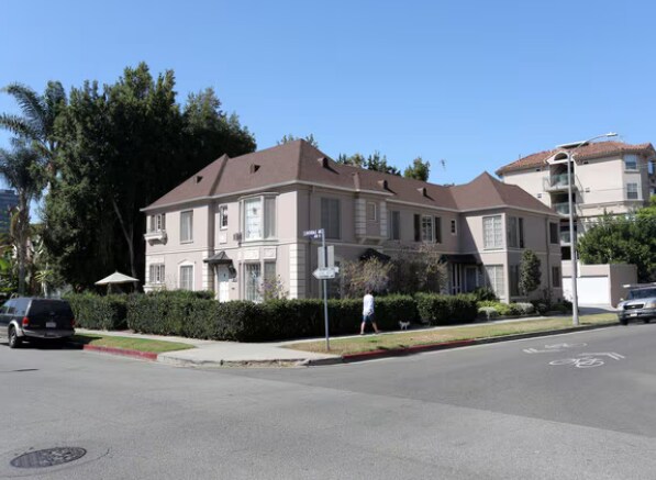 5754 W 4th St, Los Angeles, CA à vendre - Photo de l’immeuble – Image 2 sur 11