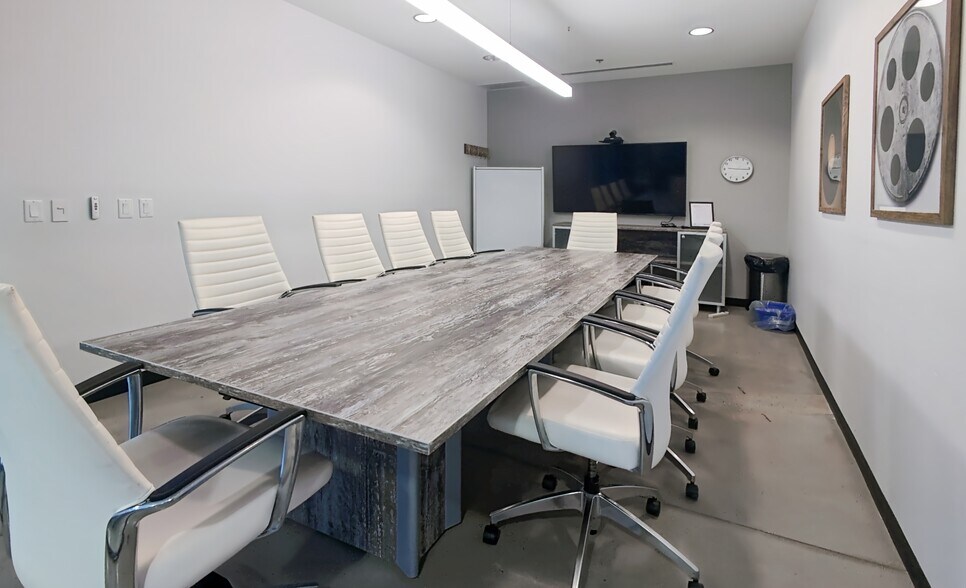 9131 Keele St, Vaughan, ON à louer - Photo intérieure – Image 3 sur 20