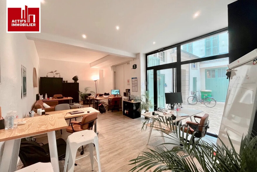 Bureau dans Paris à louer - Photo de l’immeuble – Image 3 sur 7