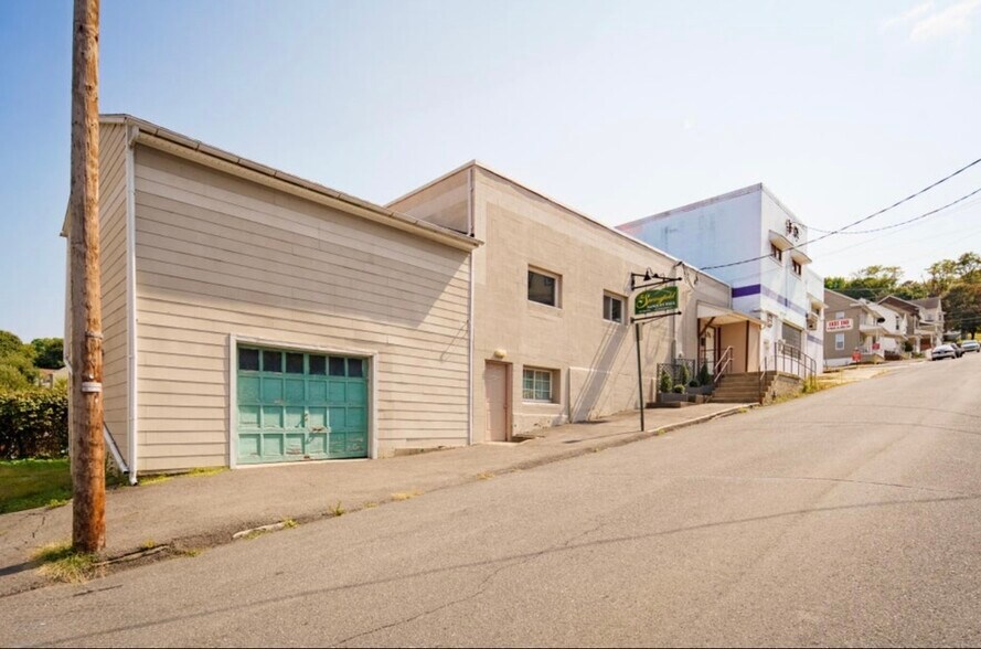 Sherman St Portfolio portefeuille de 2 biens à vendre sur LoopNet.fr - Photo de l’immeuble – Image 2 sur 26
