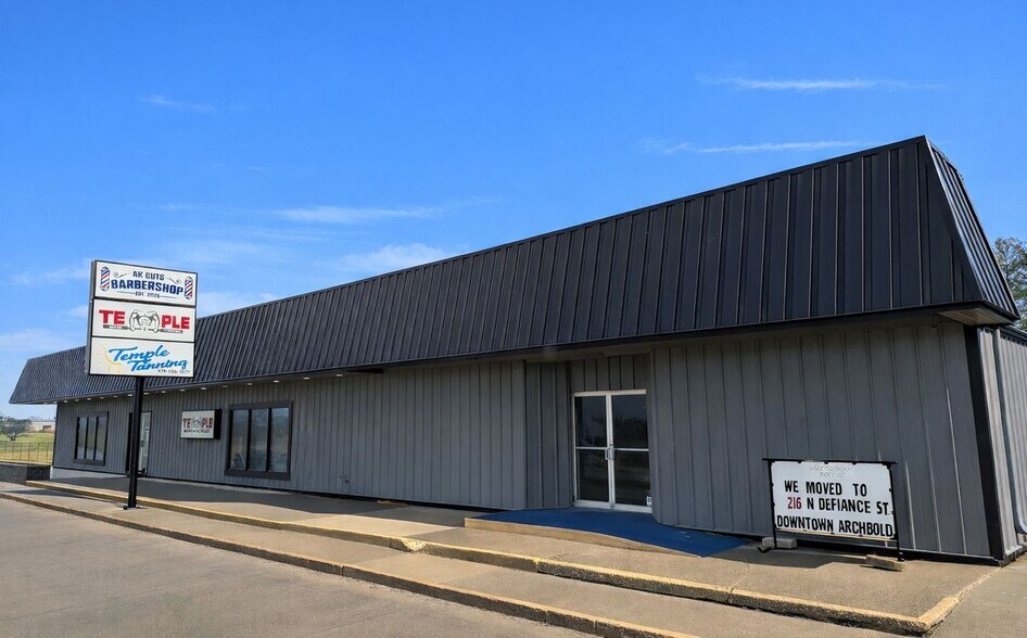 1405-1409 S Defiance St, Archbold, OH à louer - Photo de l’immeuble – Image 3 sur 5
