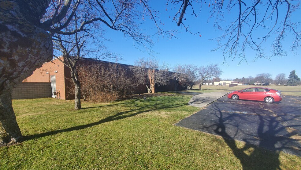 1299 Campbell Rd, Marion, OH à vendre - Photo de l’immeuble – Image 3 sur 12