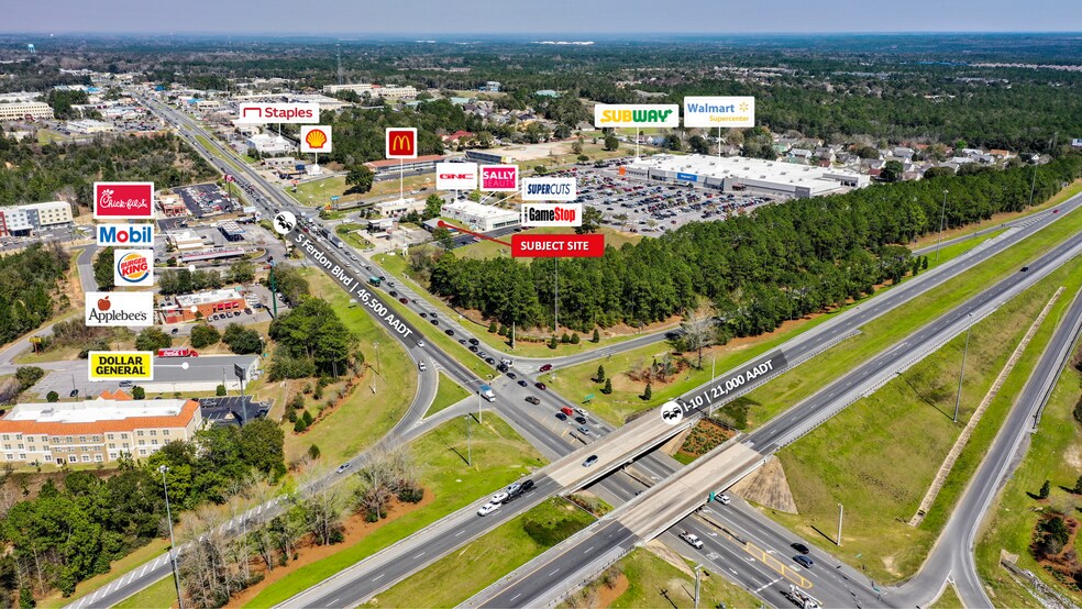 3301 S Ferdon Blvd, Crestview, FL à louer - Photo de l’immeuble – Image 2 sur 8