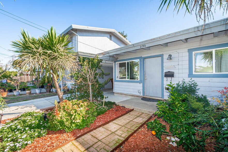 2186-2192 Parrish Rd, Napa, CA à vendre - Photo de l’immeuble – Image 3 sur 17