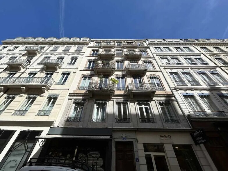 Bureau dans Lyon à louer - Photo de l’immeuble – Image 1 sur 12