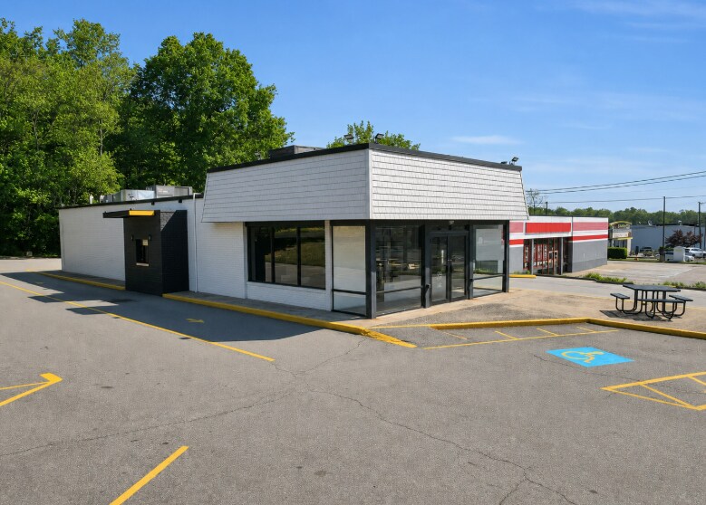 942 Washington St, Middletown, CT à vendre - Photo de l’immeuble – Image 2 sur 28