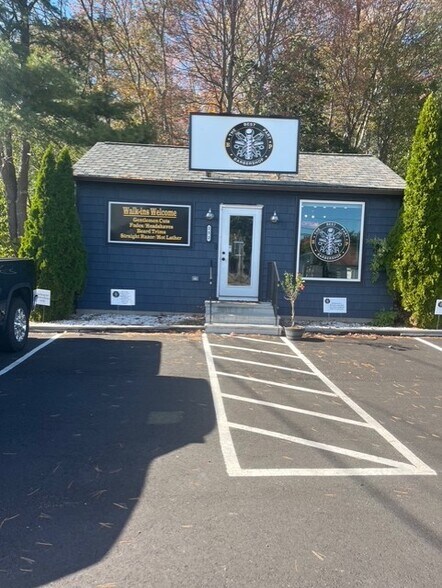 250-252 Calef Hwy, Epping, NH à vendre - Photo de l’immeuble – Image 3 sur 7