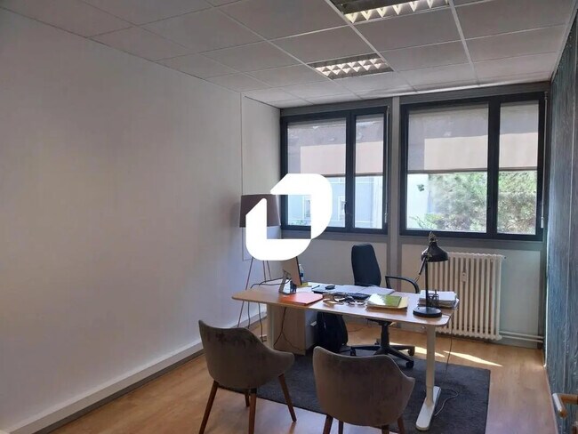 Plus de détails pour 22 Rue La Tour D'Auvergne, Nantes - Bureau à louer