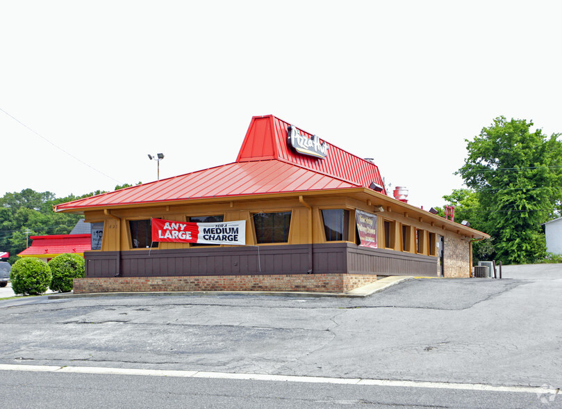 AL Vacant Retail Portfolio portefeuille de 3 biens à vendre sur LoopNet.fr - Photo de l’immeuble – Image 1 sur 6