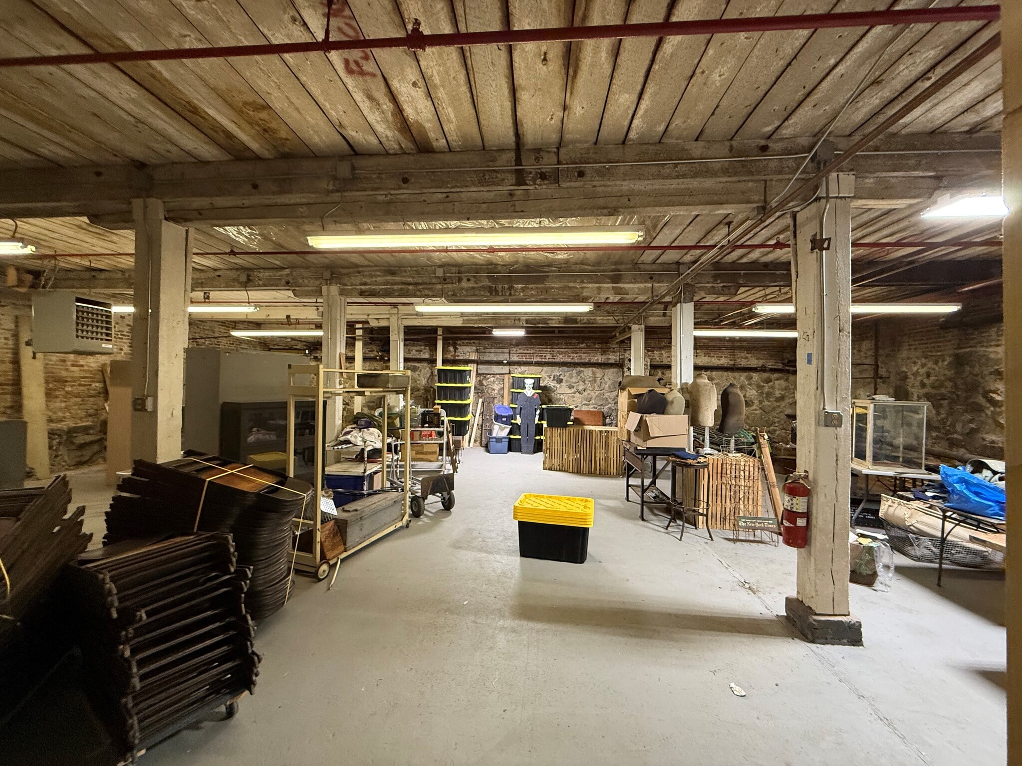 61 Endicott St, Norwood, MA à louer Photo intérieure– Image 1 sur 2