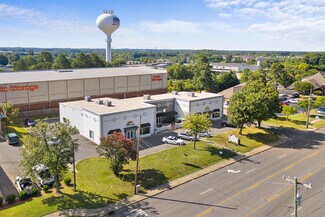 Plus de détails pour 129 Williamson Rd, Mooresville, NC - Local commercial à louer