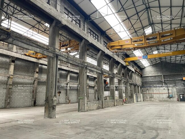 Plus de détails pour Local d’activités à vendre