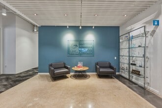707 Wilshire Blvd, Los Angeles, CA à louer Photo intérieure– Image 2 sur 7